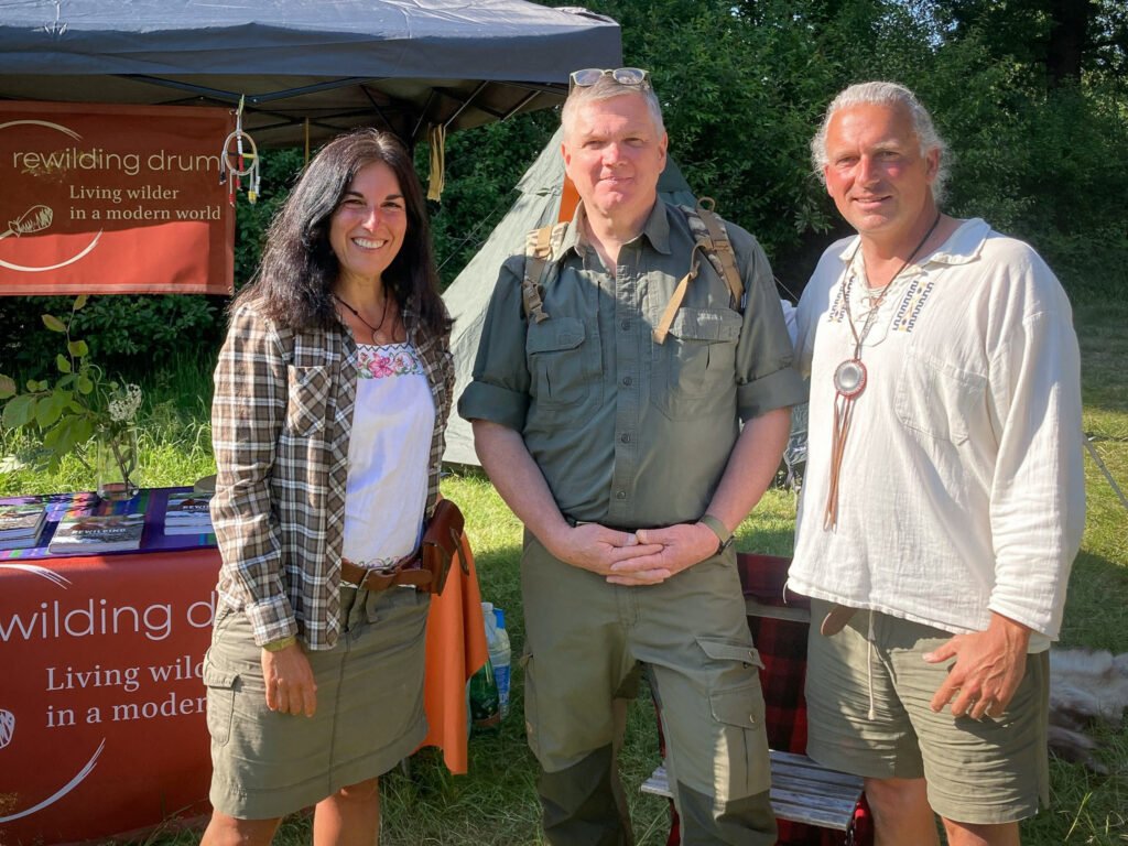 Ray Mears at the Rewildingdrum stand